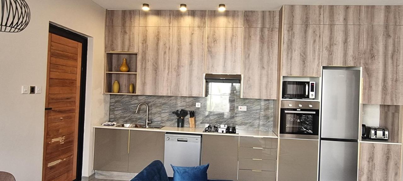 Instahomes By Tru - Garden Suites Blantyre Esterno foto