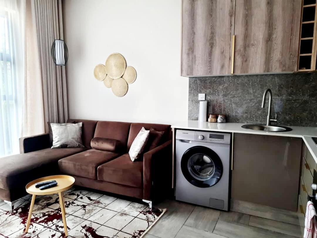 Instahomes By Tru - Garden Suites Blantyre Esterno foto