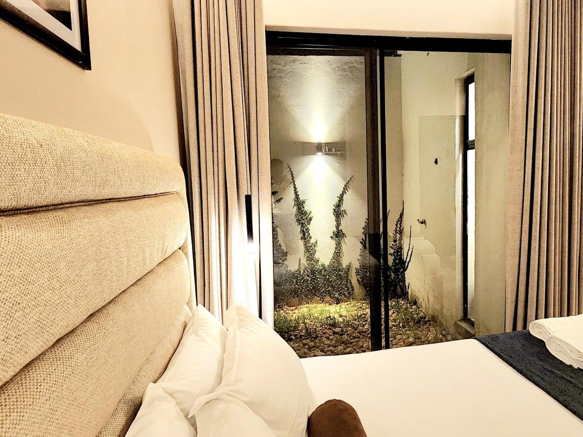 Instahomes By Tru - Garden Suites Blantyre Esterno foto